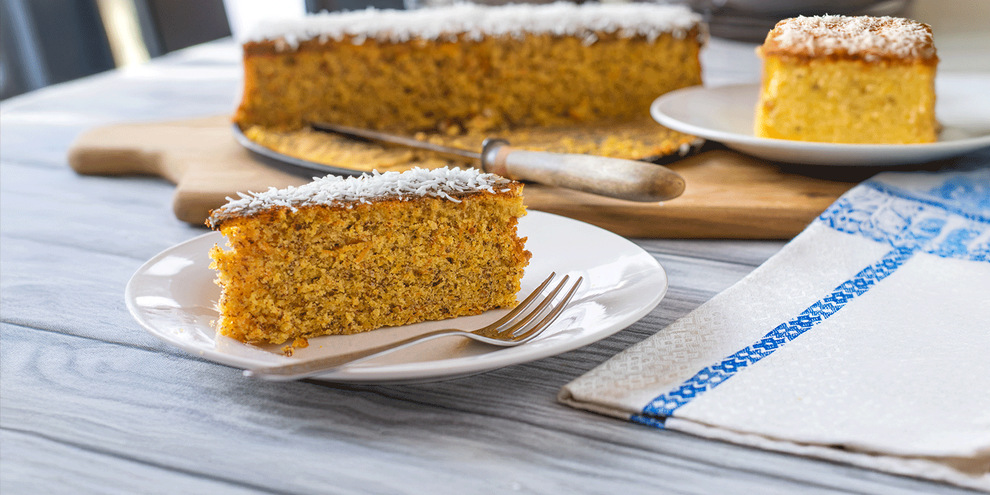 Bolo de Cenoura com Coco